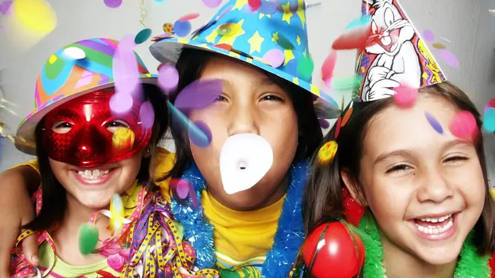 Schedule Your Dream Ride Kids Party Bus Rental Today