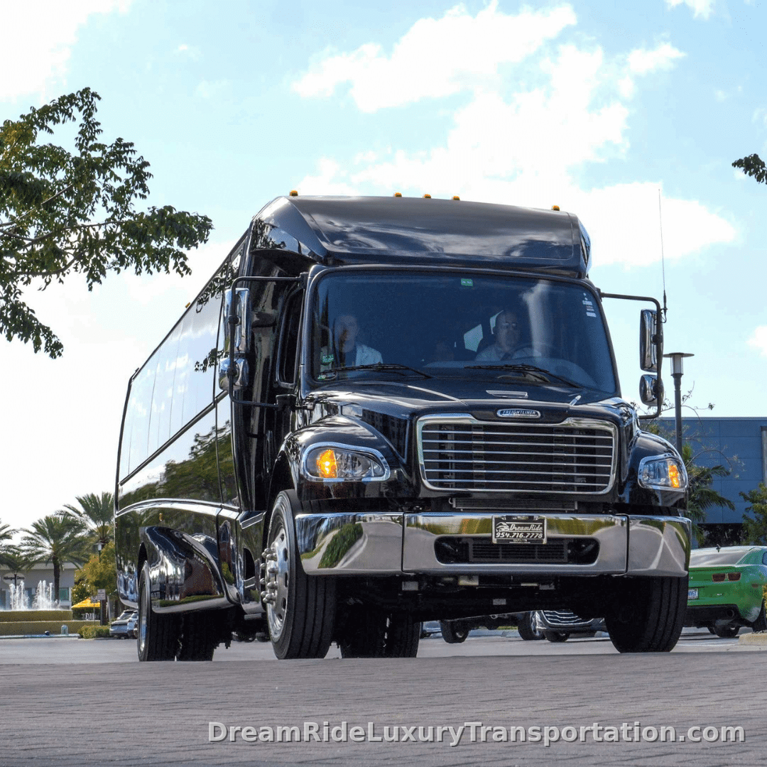 40-Passenger Executive Bus — view 2 of 5