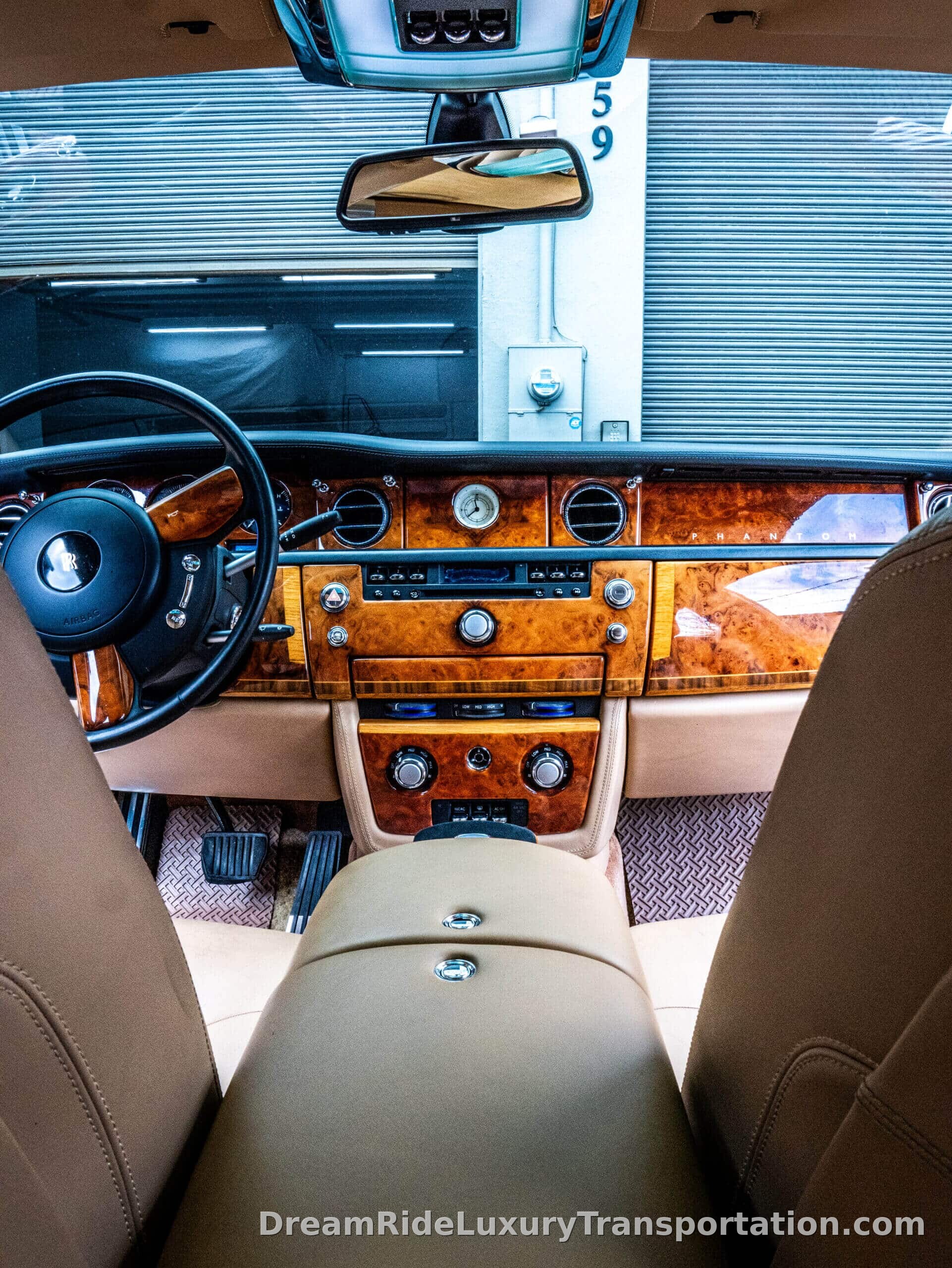 Rolls Royce Phantom — view 8 of 8