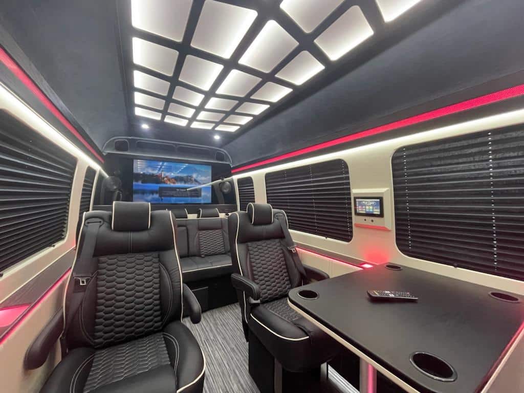 CEO Sprinter — photo 5 of 6