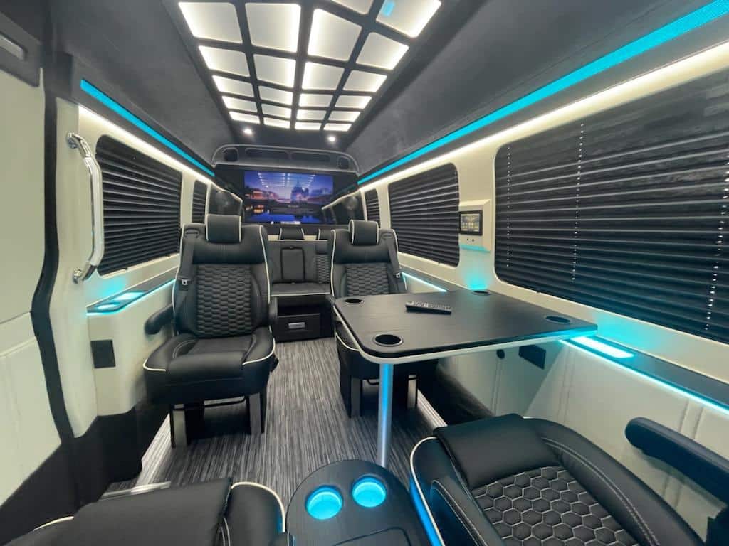 CEO Sprinter — photo 4 of 6