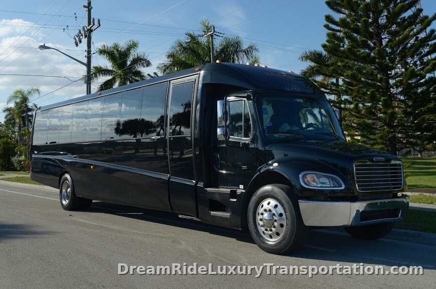 40-Passenger Executive Bus — view 3 of 5