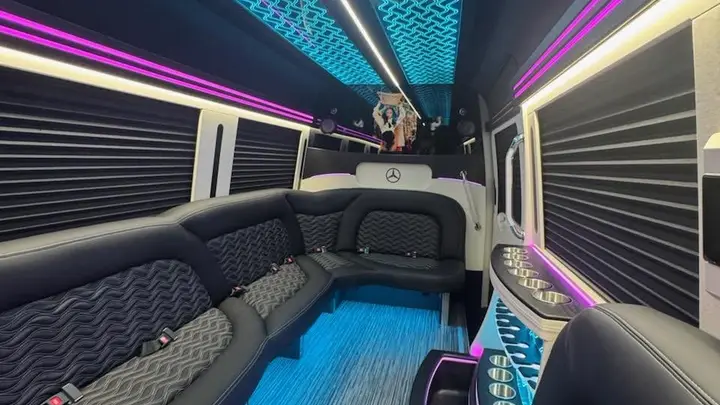 What To Bring On A Limo Ride For A Luxury Experience