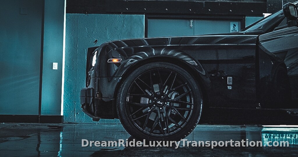 Rolls Royce Phantom — view 4 of 8
