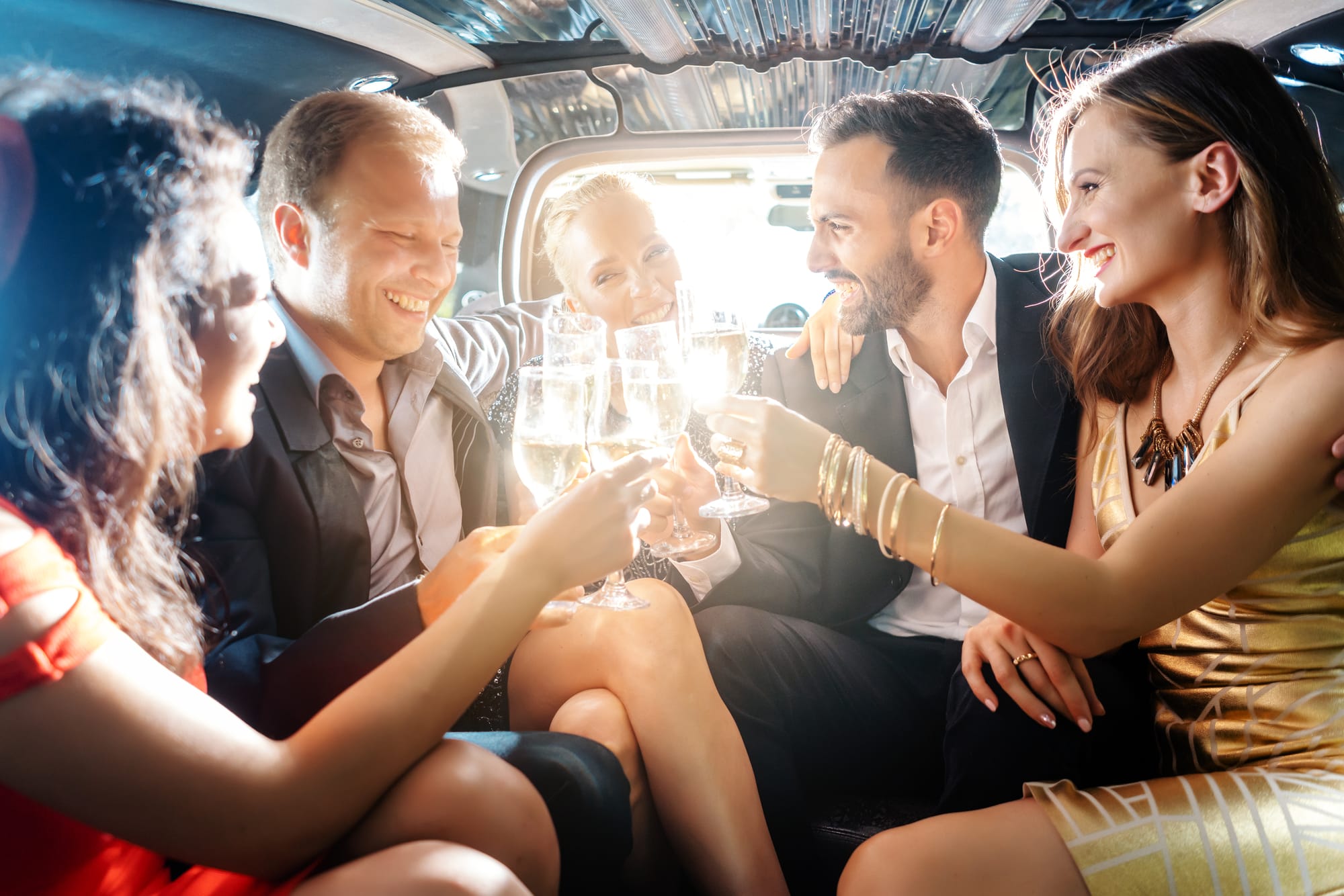 Benefits of Hiring a Limo Company for Your Holiday Party