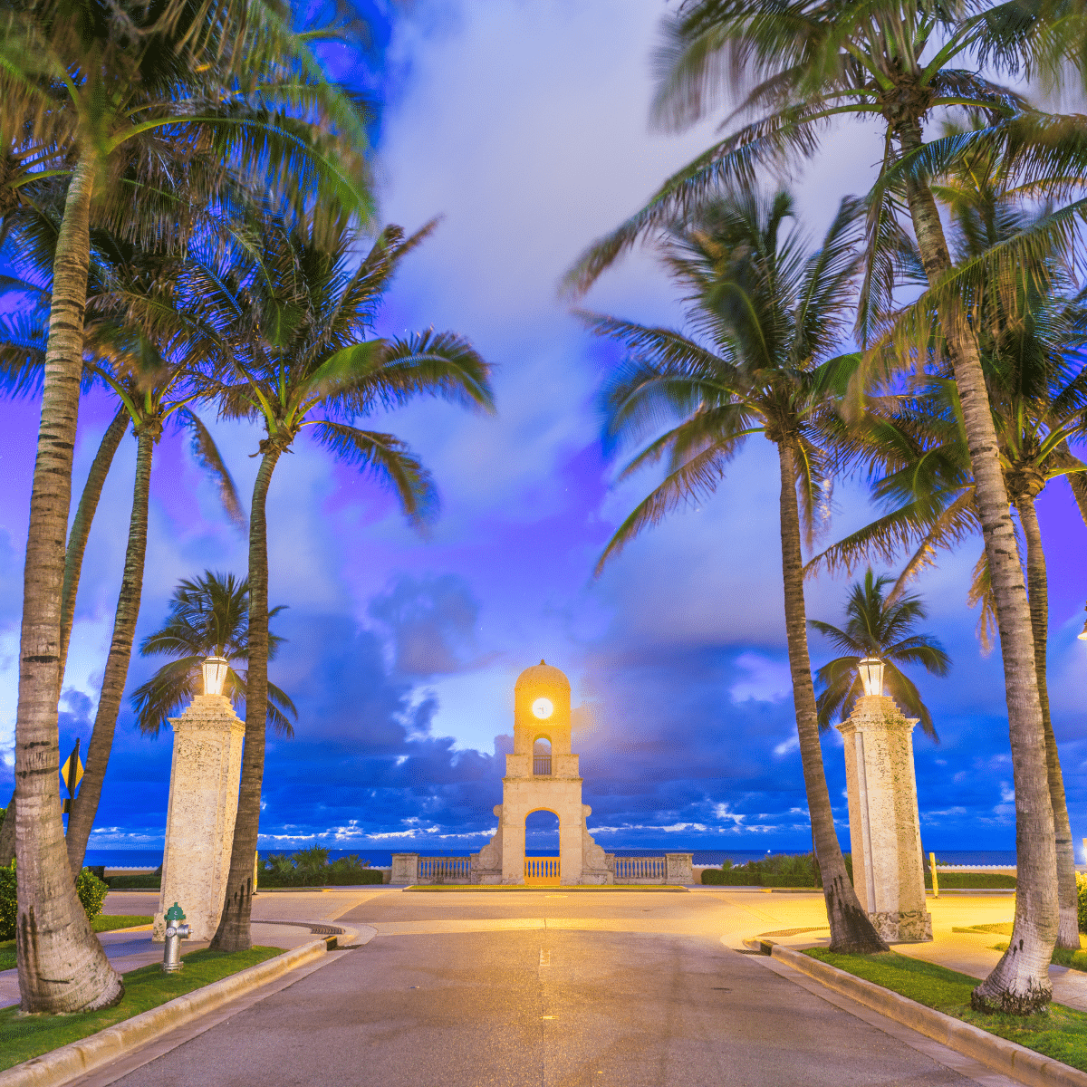 Luxury Limo Service in Palm Beach: Travel in Style with DreamRide Luxury Transportation